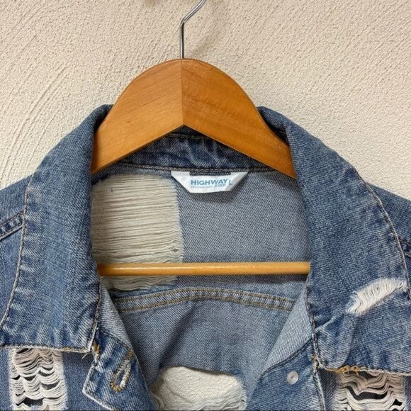 Highway Jeans Distressed Denim Jean Jacket Sz Large - Picture 2 of 3